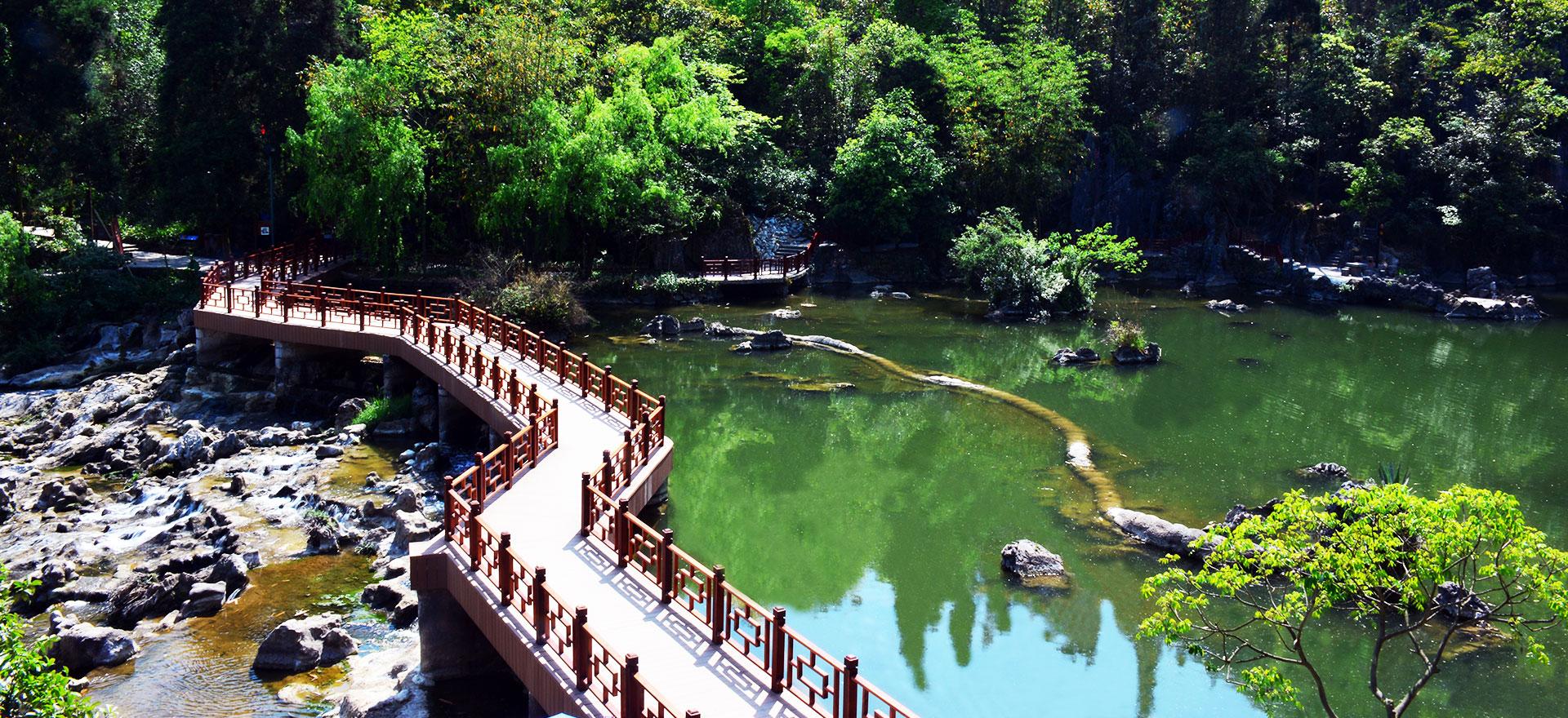 Longtan - Wolong Bridge Scenic Area