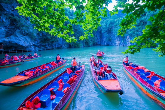 Notice: Longgong Scenic Area will reopen on May 21st. Once inside the scenic area, you can take a boat.